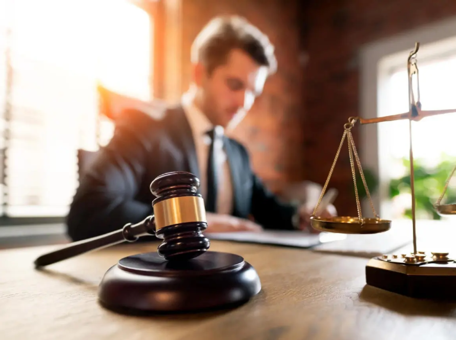 تقصير الزوج في حق الزوجة سبب وجيه لطلب الخلع في السعودية